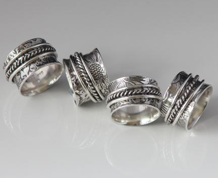 Spinner rings - Wallpaper Etched